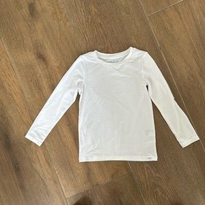 Hearth extra warm shirt. Unisex. Size5/6.